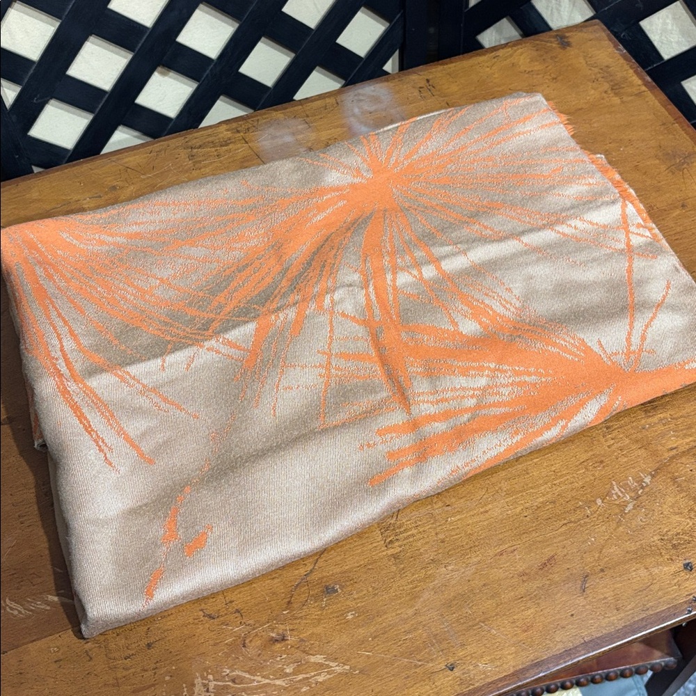 Cecchi Cecchi Orange & Tan Large Wrap Shawl Scarf w/ Starbursts Flowers